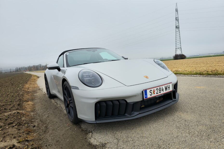 Eslebedasauto Porsche 911 Targa 4 GTS T-Hybrid
