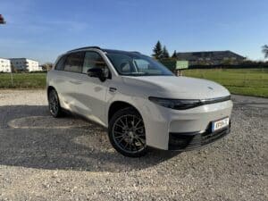 Leapmotor C10 pro schräg vorne