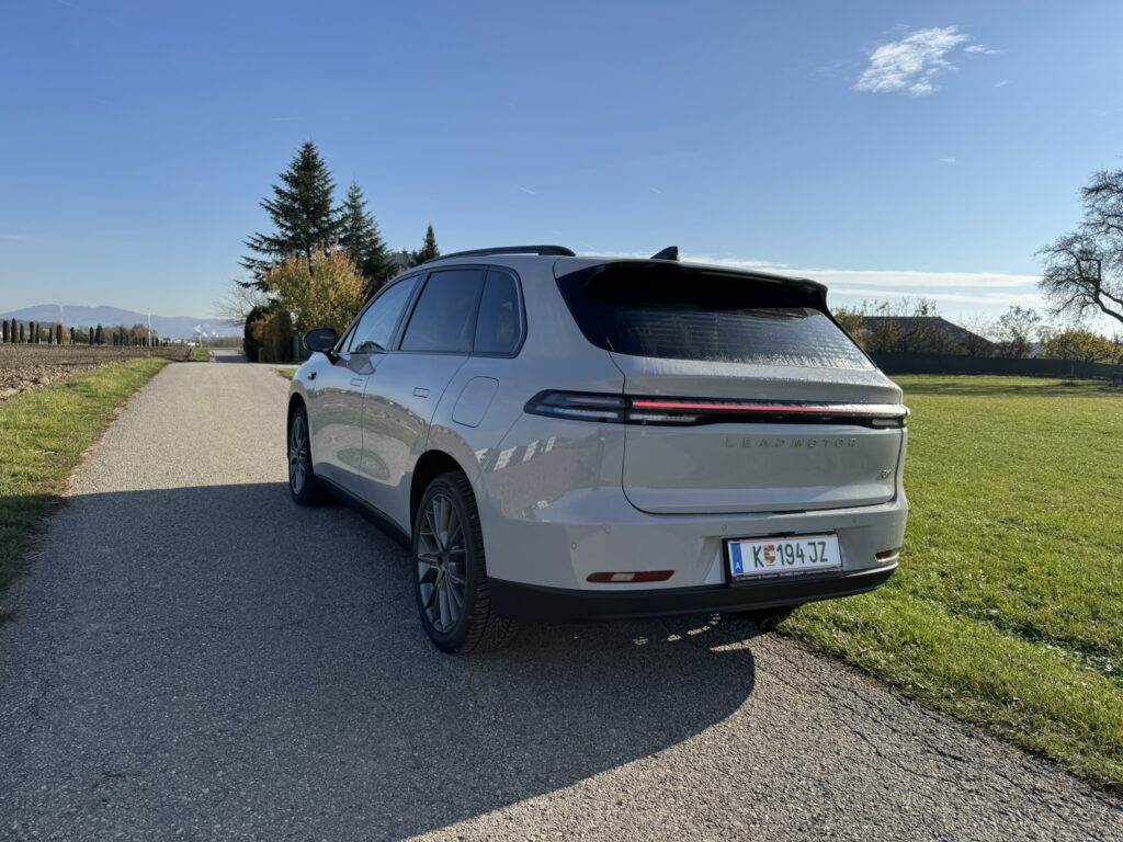 Leapmotor C10 pro _ Eslebedasauto.at _ hinten