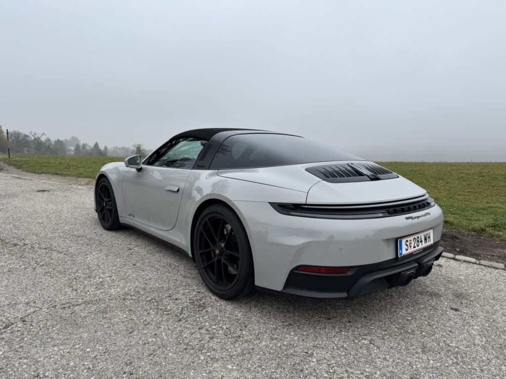 Eslebedasauto Porsche 911 Targa 4 GTS T-Hybrid