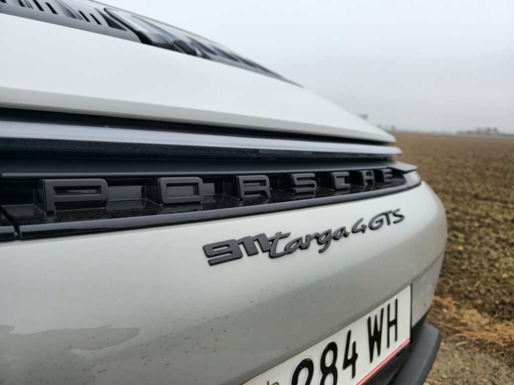 Eslebedasauto Porsche 911 Targa 4 GTS T-Hybrid Heck