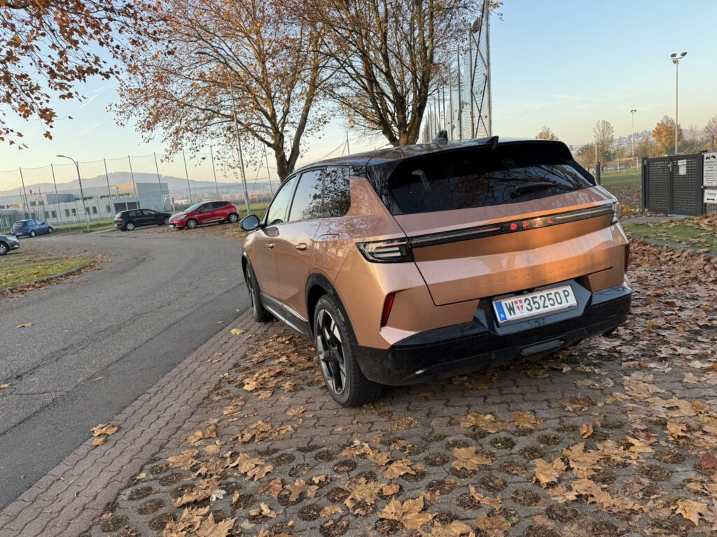 Opel Grandland Electric_Eslebedasauto.at