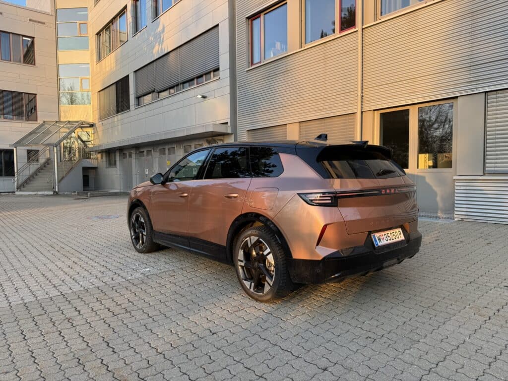 Opel Grandland Electric_Eslebedasauto.at