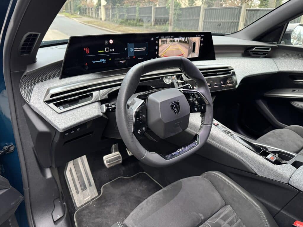 Peugeot E-3008 AWD Test Eslebedasauto.at