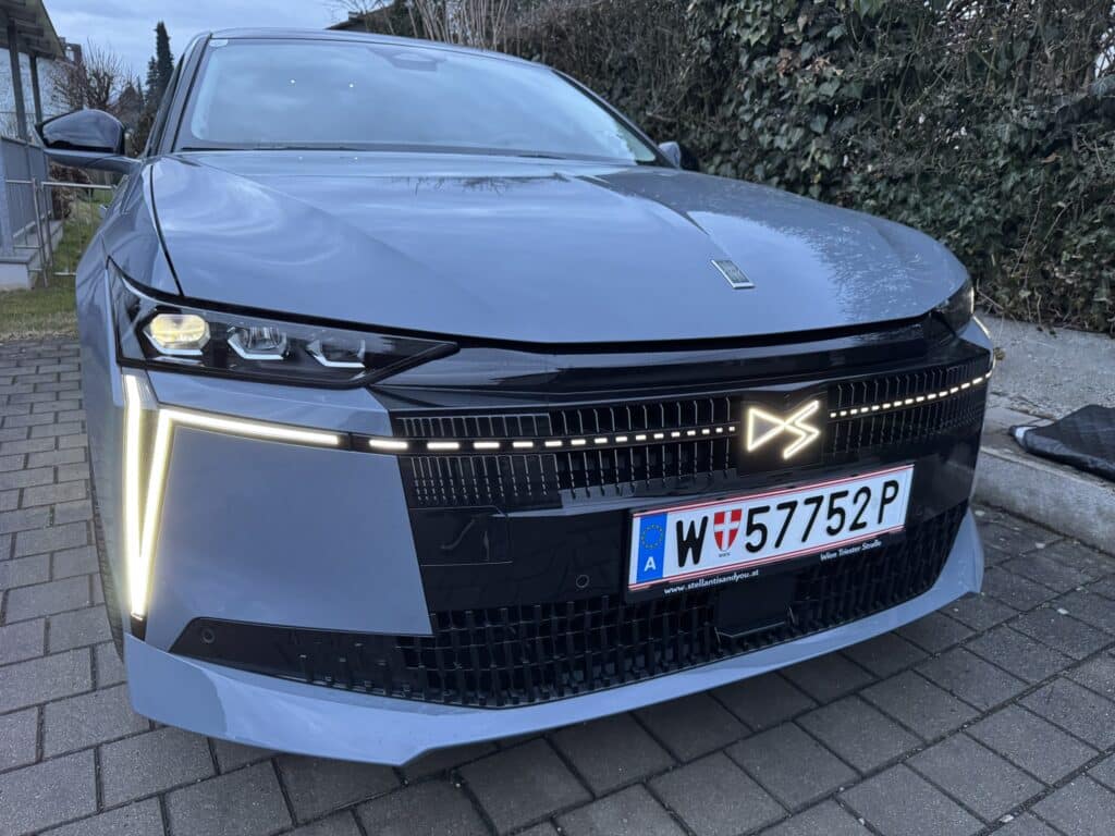 DS N°4 Plug-in-Hybrid