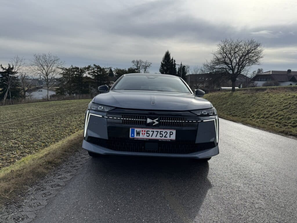 DS N°4 Plug-in-Hybrid 